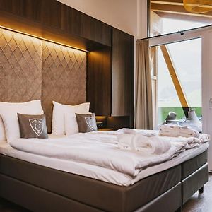 Kamer met een King Size Bed